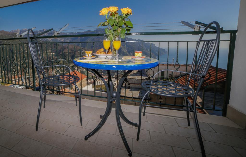 Casa Lucia Apartment ราเวลโล ภายนอก รูปภาพ